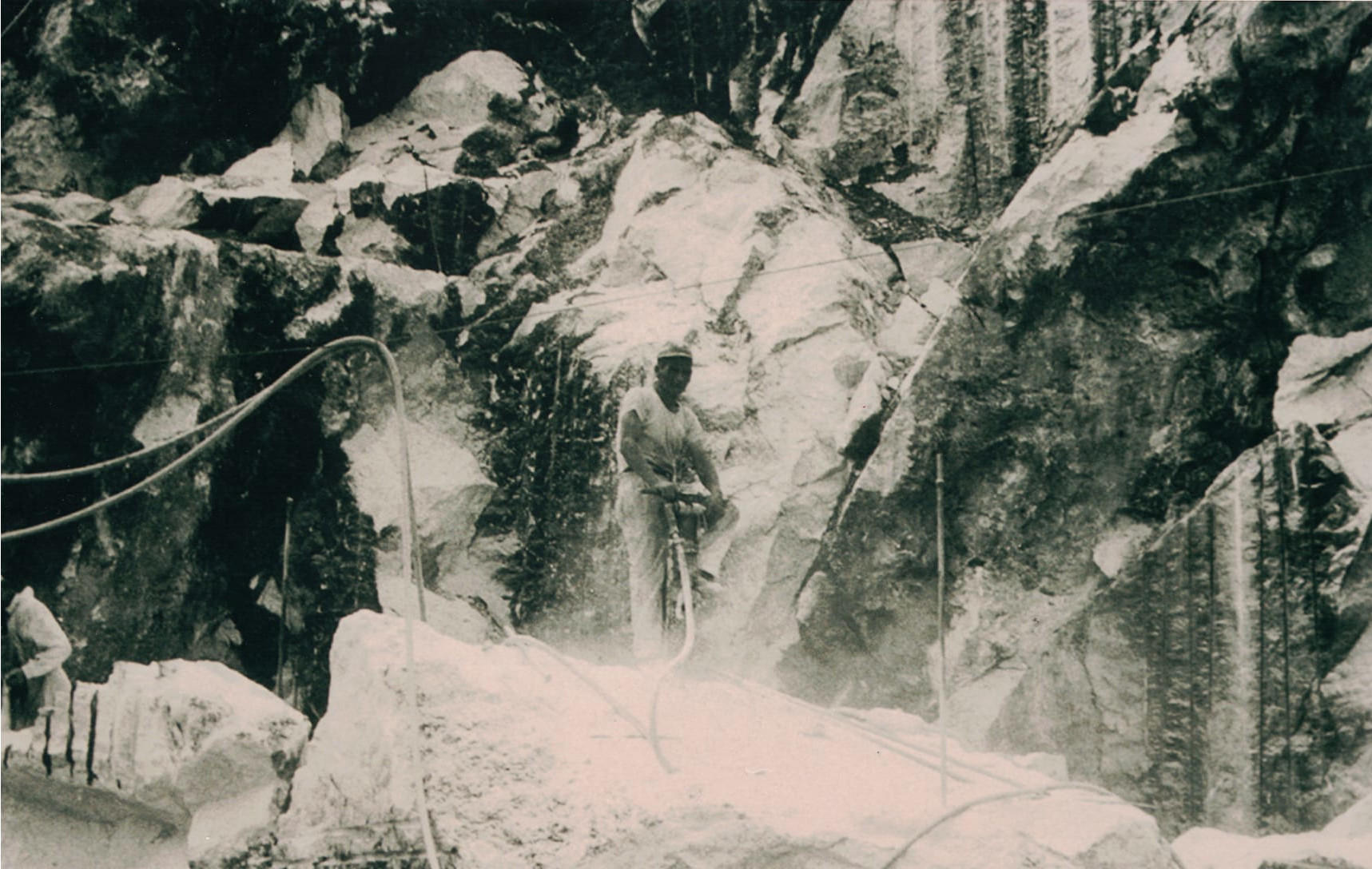 Preparazione Blocchi
              Tagliati a Fioretto