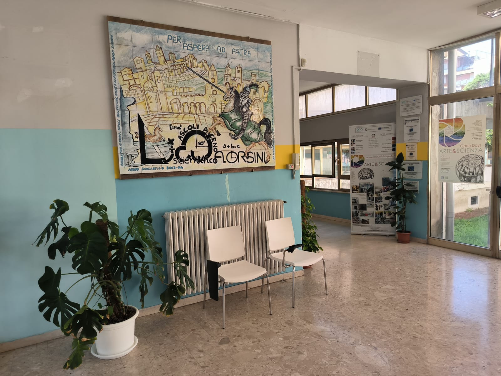 "Perlato del Sole" -
            Liceo Scientifico A.Orsini (AP) Ingresso